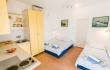 A1   en Apartamentos Nadja, alojamiento privado en Bijela, Montenegro